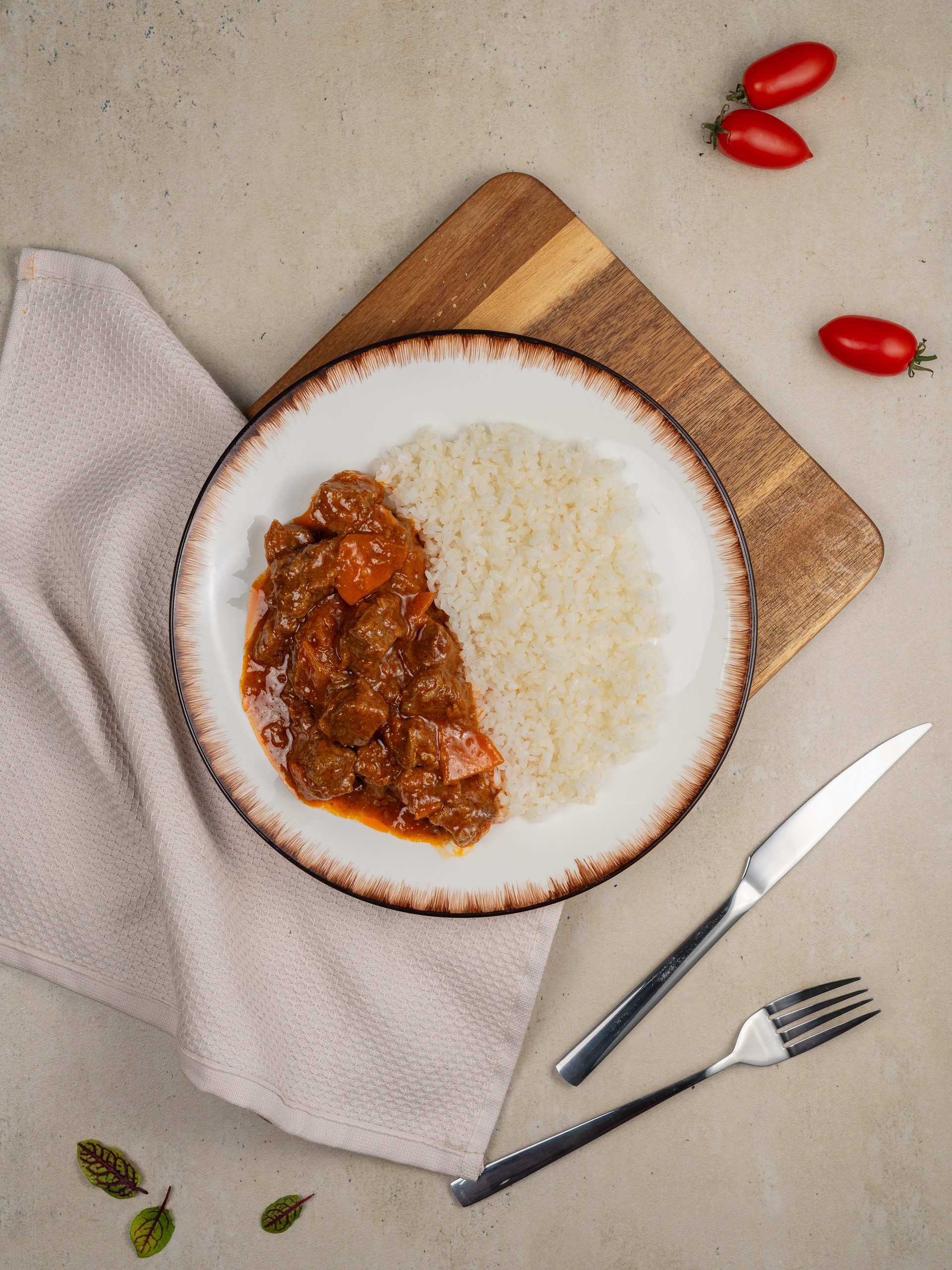 uppetit-115_resized Гуляш XL из говядины с рисом 400 гр